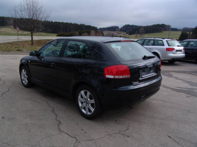 Audi A3 1.6 Attraction,1.Hand,CD-Concert