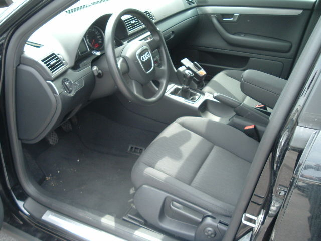 Audi A4 Avant 1.9 TDI .NeuesModell.Navi.SD