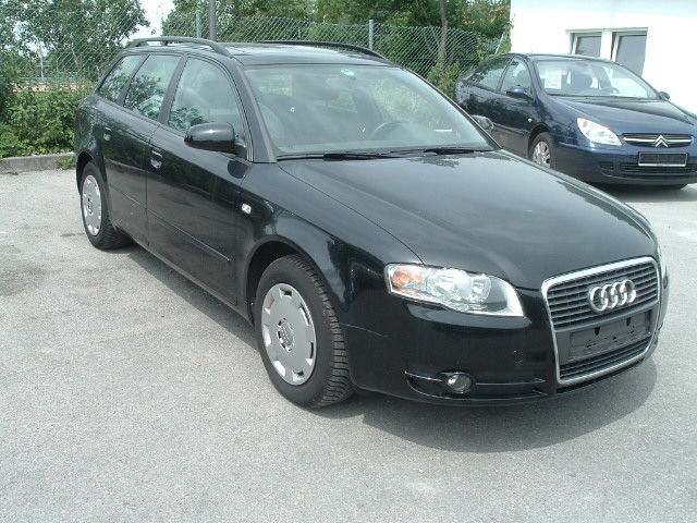 Audi A4 Avant 1.9 TDI .NeuesModell.Navi.SD