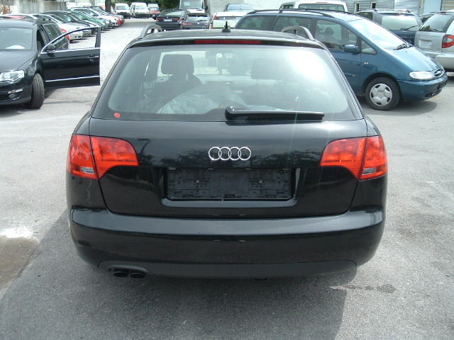 Audi A4 Avant 1.9 TDI .NeuesModell.Navi.SD