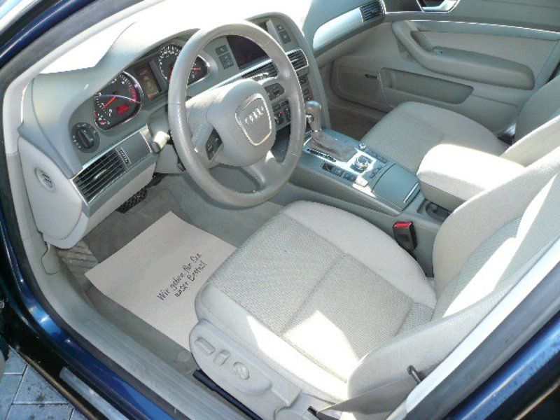 Audi A6 2.4 multitronic NAVI-DVD-MMI XENON PDC BOSE