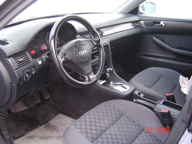 Audi A6 Avant 2.5TDI quattro