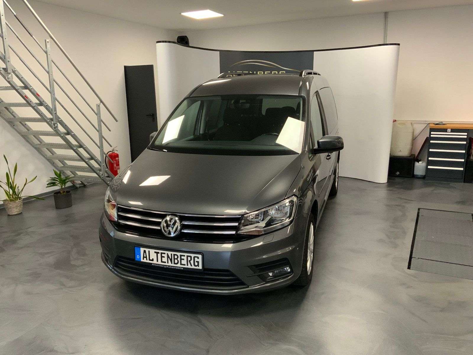 coche volkswagen Caddy Di�sel Alemania - 46393

