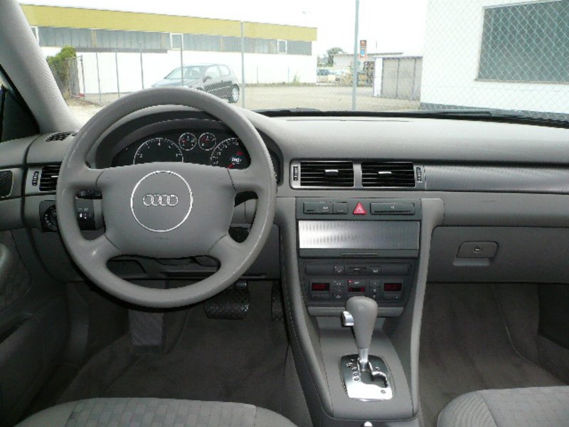 Audi A6 2.0 ANH�NGERKUPPLUNG 1.HAND TEMPOMAT