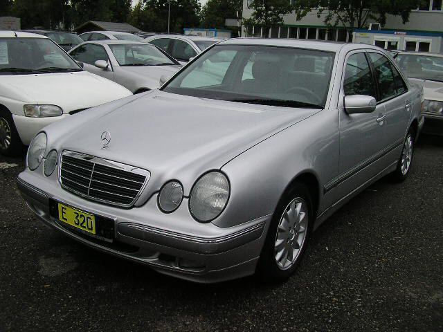 Mercedes-Benz E 320 Elegance #Tiptronic/Klima/Bose