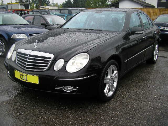 Mercedes-Benz E 320 CDI 4Matic Automatik Avantgarde